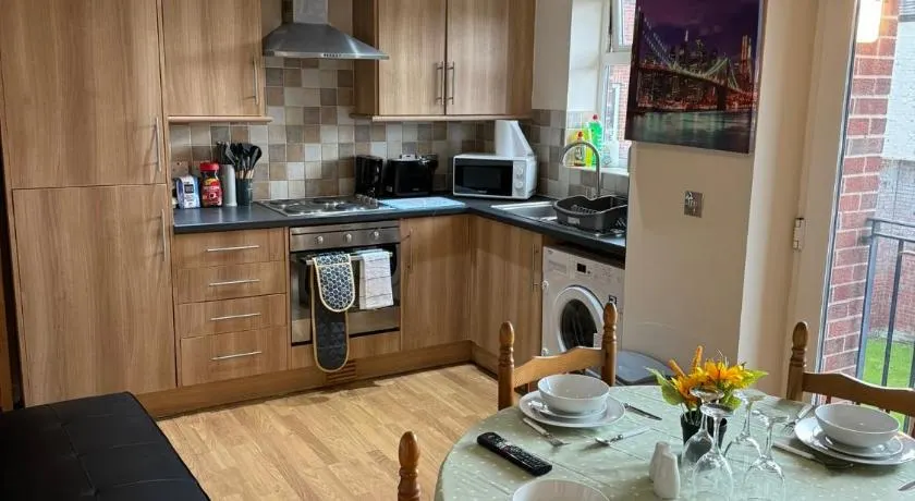 Modern, Sleeps 10, Parking, Etihad, CoOp Live, Park, Manchester - Image 1