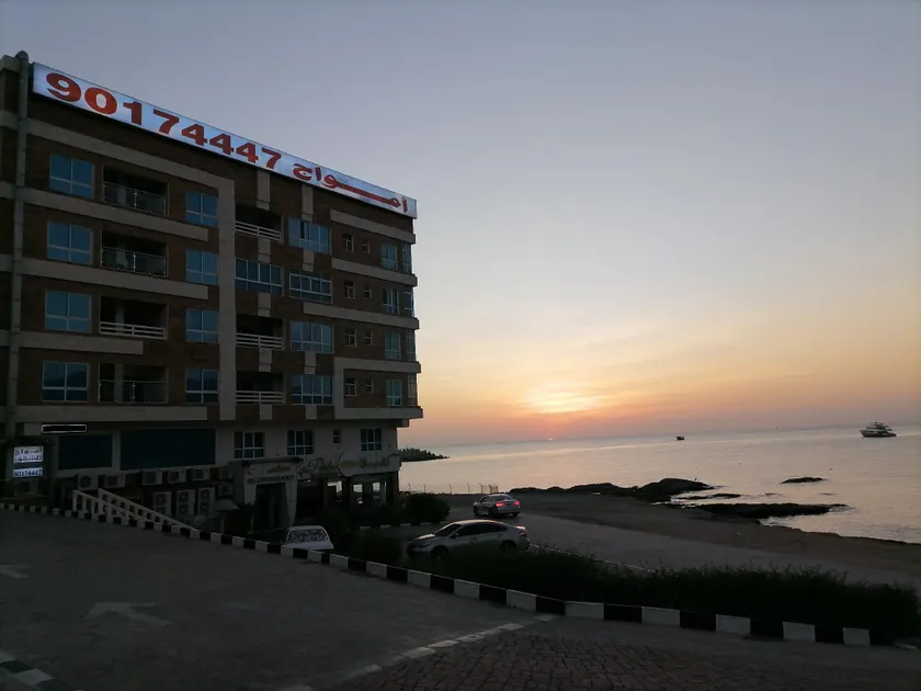 Amwaj hotel Mirbat - Image 1