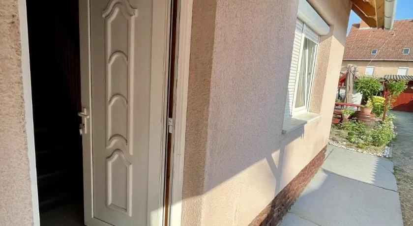 Anna és Sára Apartman - Image 1