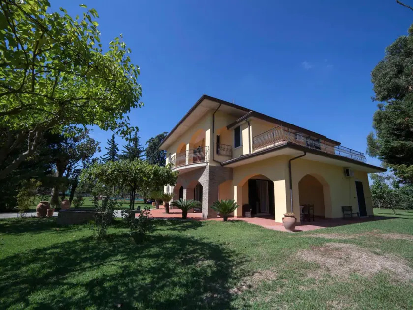 Villa con piscina vicino a Paestum - Image 1