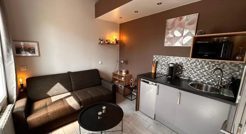 Mini studio et espace extérieur - Image 1