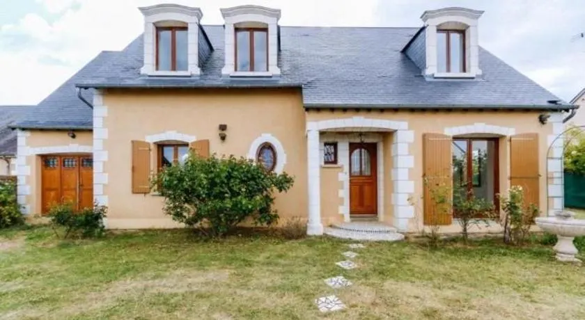 BELLE MAISON A Ménars - Image 1