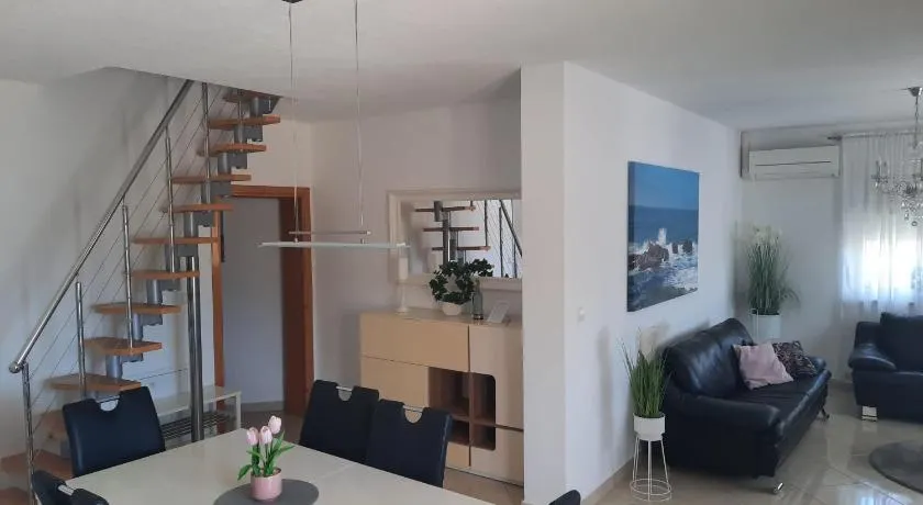 Martina Apartments - Image 1