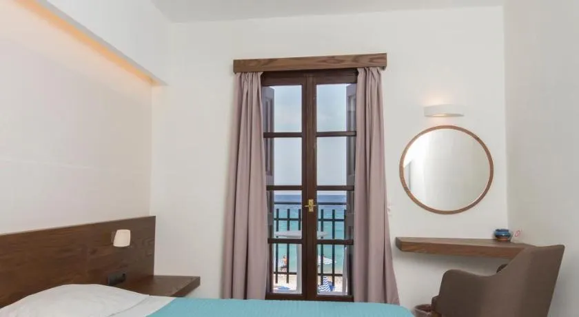 Long Beach Kokkari Samos - Image 1