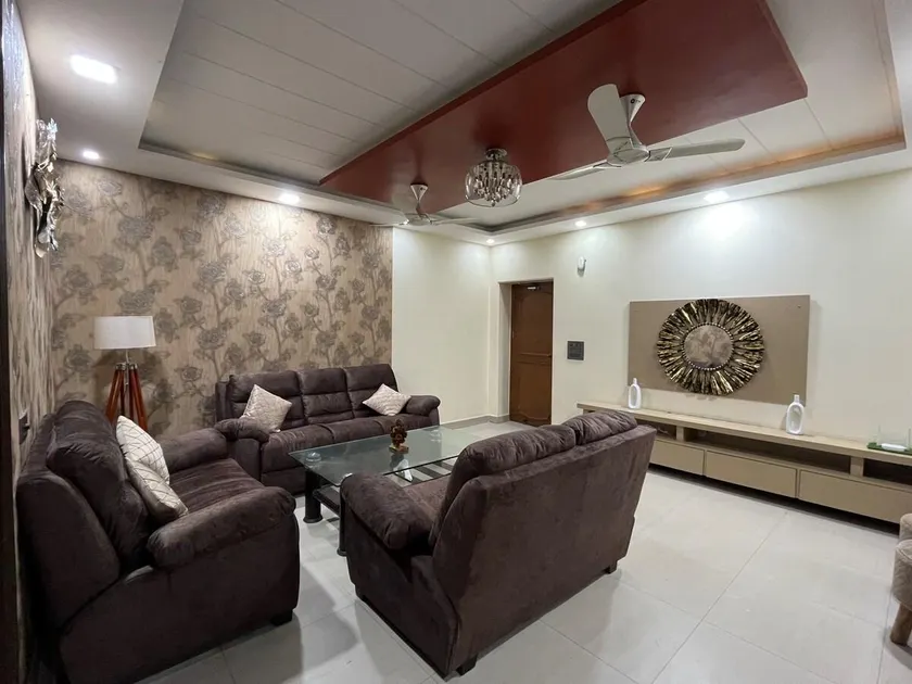 Live with the view of the Ridge! - Image 1