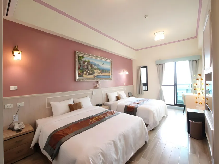 Emilia Resort I - Image 1