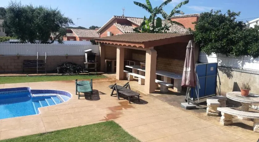 casa con piscina Comarruga - Image 1