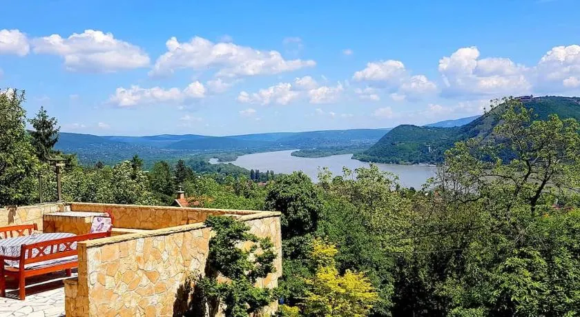 Unforgettable view to the Danube from Csodaház - Image 1