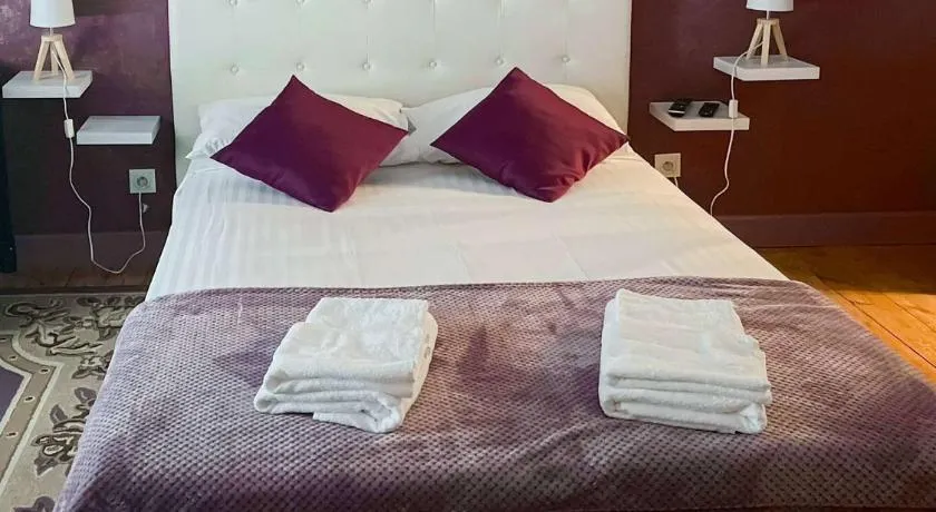 The Rooms of Vilmorais - Violette Prince - Image 1