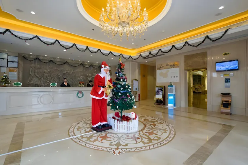Vienna Hotel Guangzhou Sunac Cultural City Furong - Image 1