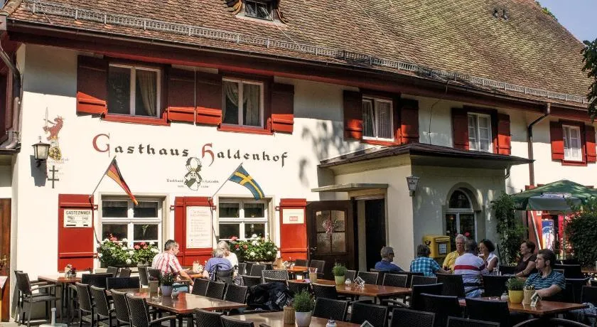 Höhengasthaus Haldenhof - Image 1