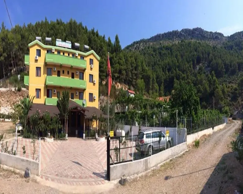 Hotel Bolonja - Image 1