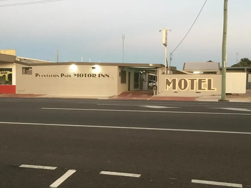 Plantation Park Motor Inn - Image 1