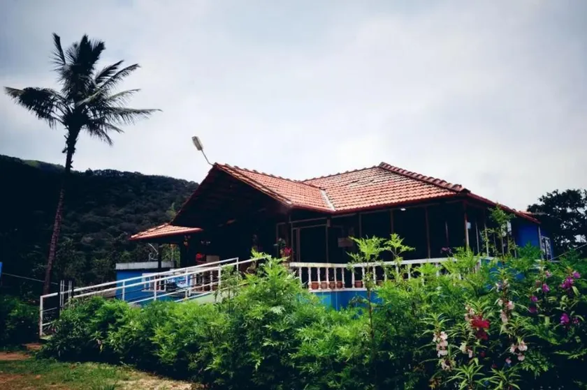 REST POINT HOMESTAY - Image 1