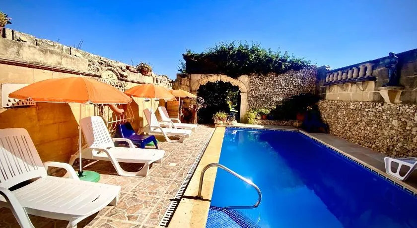 Farmhouse Retro with pool - Image 1