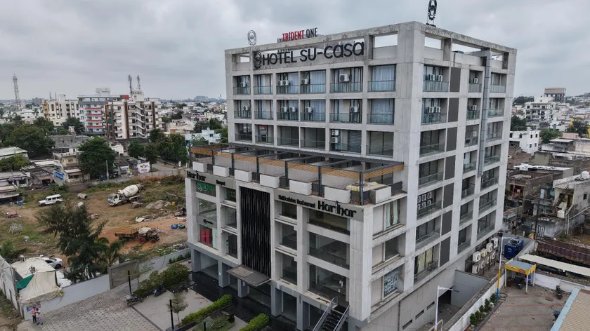 Hotel Su-Casa - Image 1