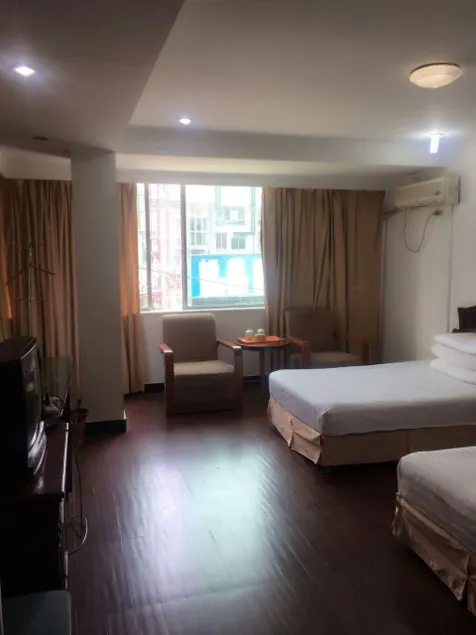 Hongyun Hotel - Image 1