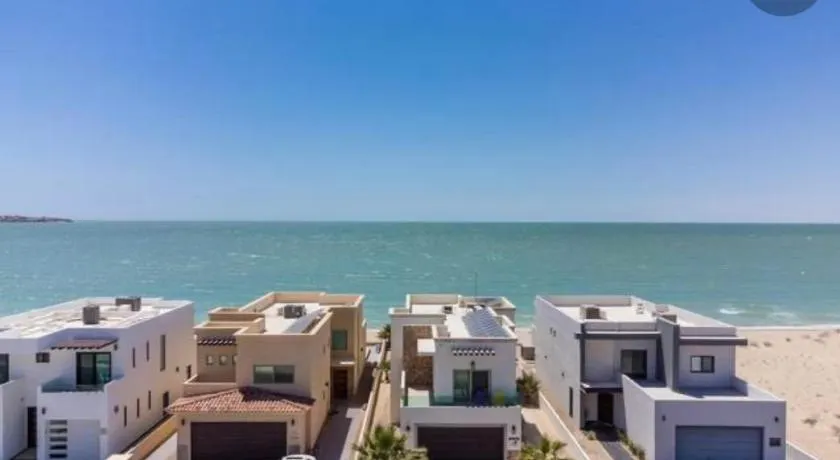 A Beautiful, New Beach Front Coastal House with Pool! - Image 1