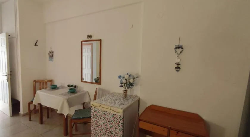 Vangelis rooms - Image 1
