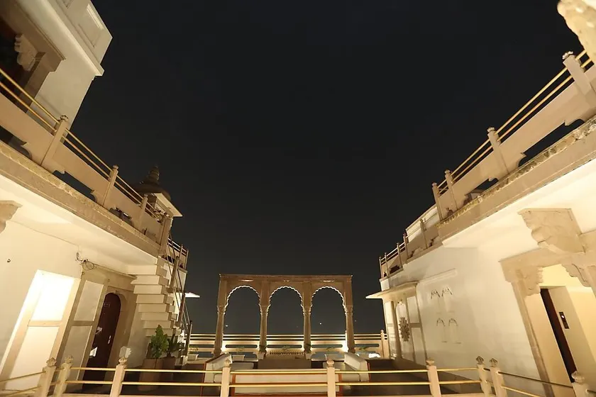 Guleria Kothi - Heritage by the Ganges - Image 1