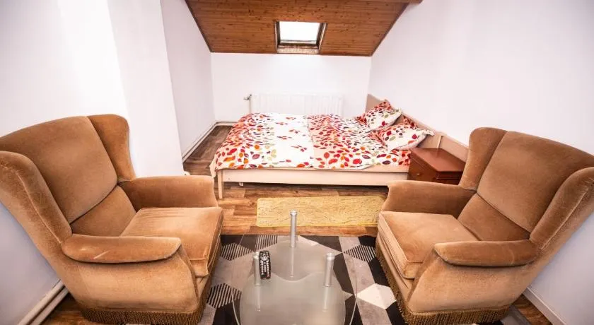 Agréable chambre sur liège avc parking et wifi gratuit - Image 1