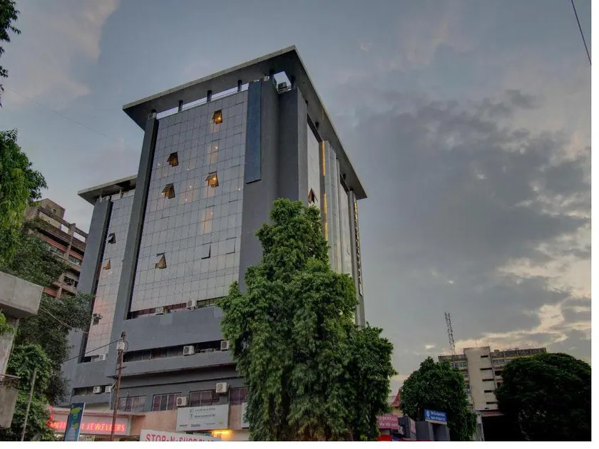 Shagun Hotel - Image 1