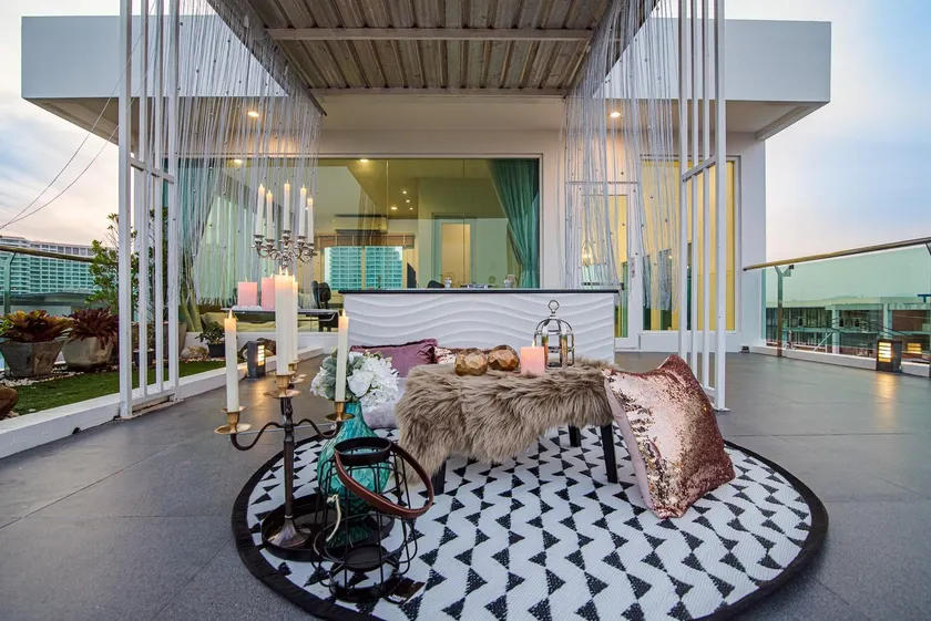 Olivia Beach Sea and Sky Pool Villa Huahin - Image 1