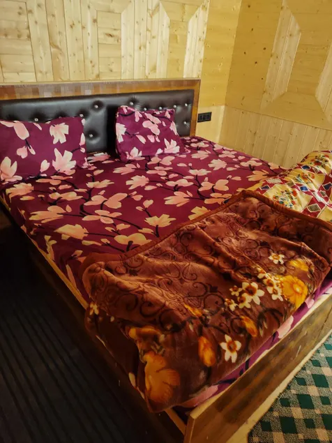 hey baby home stay room no. 5 sangla kinnaur - Image 1