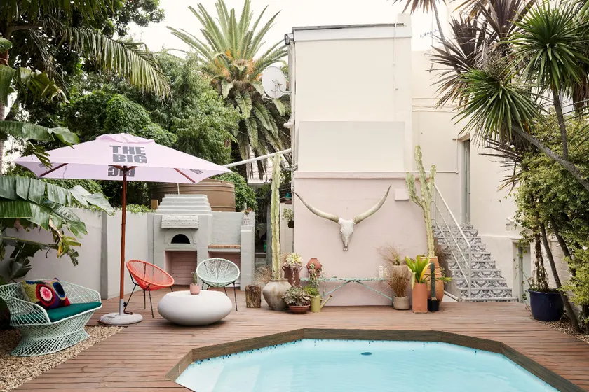 THE BIG - Luxury Backpackers - Image 1