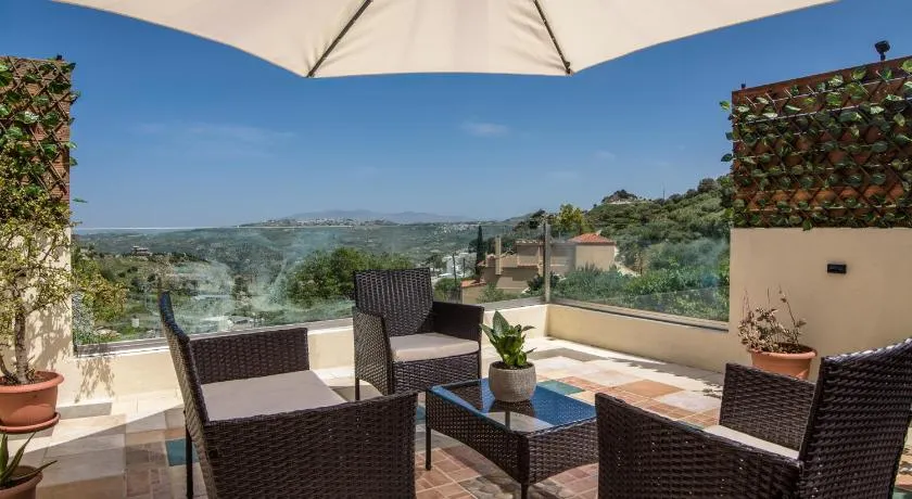 Krousonas Mountain View Suite - Image 1
