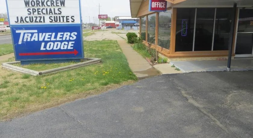 Traveler's Lodge - Image 1