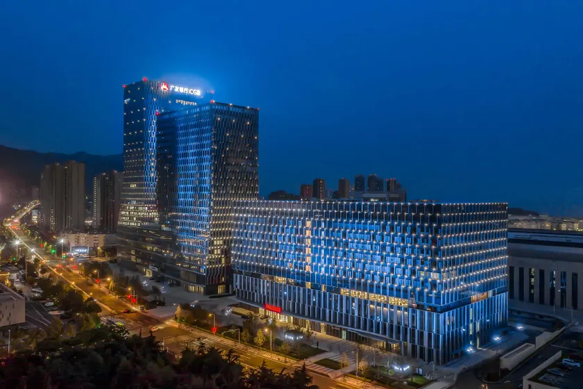 Qingdao Haitian Financial Center Hotel - Image 1