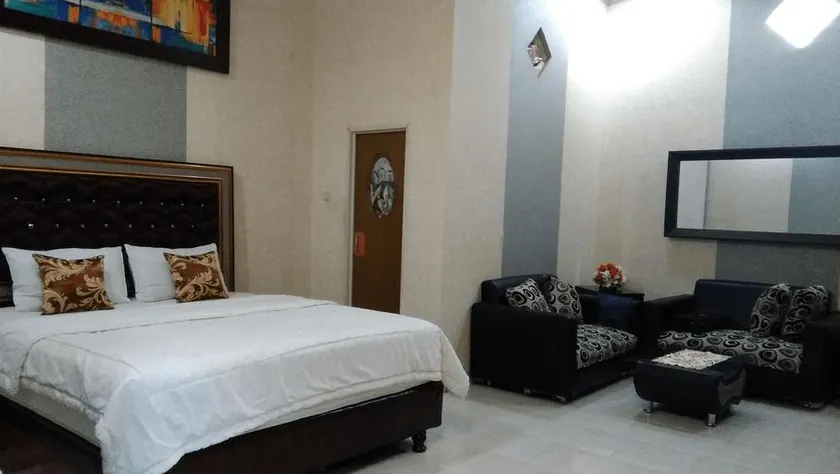 Hotel Eljie Syariah Gorontalo - Image 1
