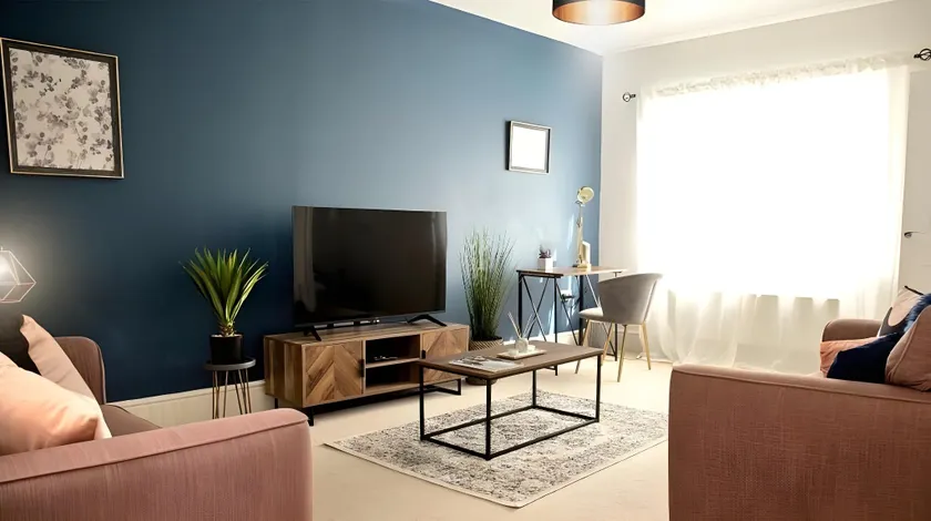 Convenient & cosy 3 bed house - Image 1