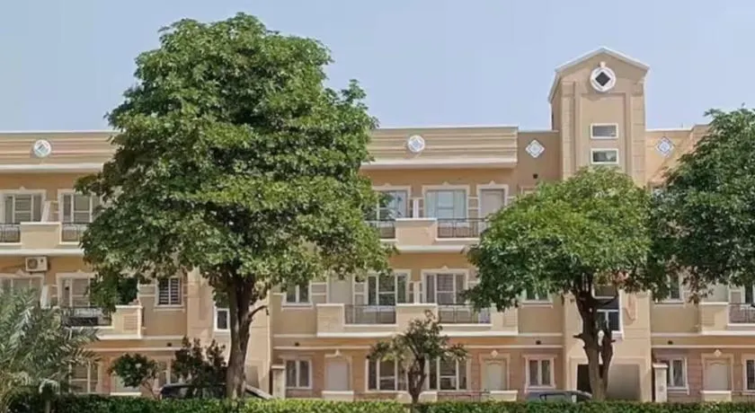 Home Stay with Giriraj View I On Parikrama Marg I 5 mins to ISKCON & Daan Ghati - Image 1