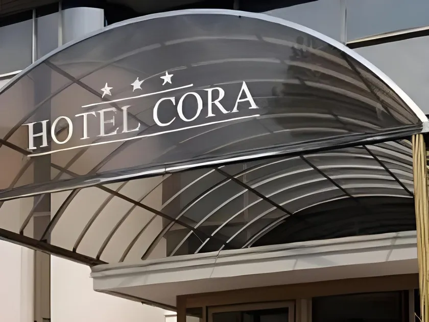Hotel Cora - Image 1
