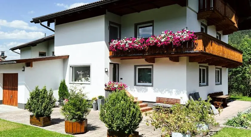 Apartment Lina - Image 1