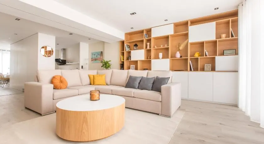 Appartement spacieux et moderne 4 chambres à 5mn à pieds République - Image 1