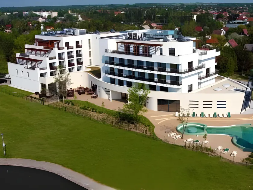 Vital Hotel Nautis - Image 1