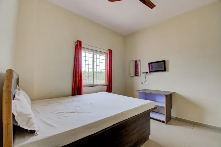 SPOT ON 66393 Astha Guest House - Image 1