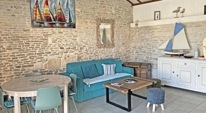 Maison 4 pièces mezzanine Oléron 6 couchages SAINT GEORGES D'OLERON SGO000-009 - Image 1