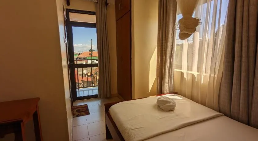 Kasenene Legacy Hotel - Image 1
