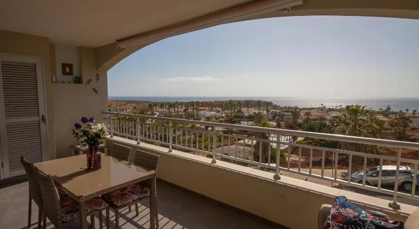 Comfortable apartment with amazing sea views - Image 1