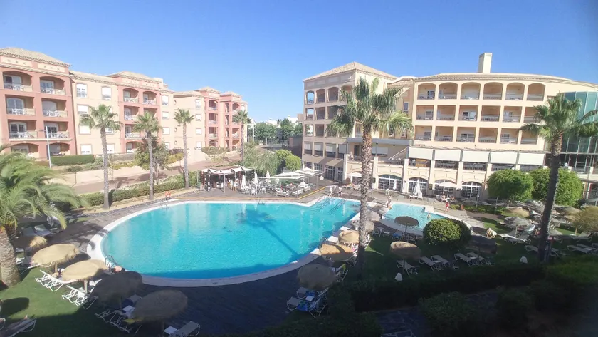 Apartamento en el resort de 4 estrellas AMA - Image 1