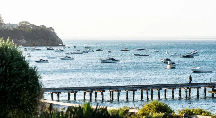 Portsea Hotel - Image 1