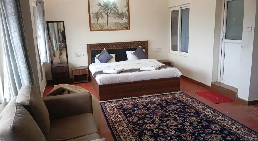 De'Olives Villa - Image 1