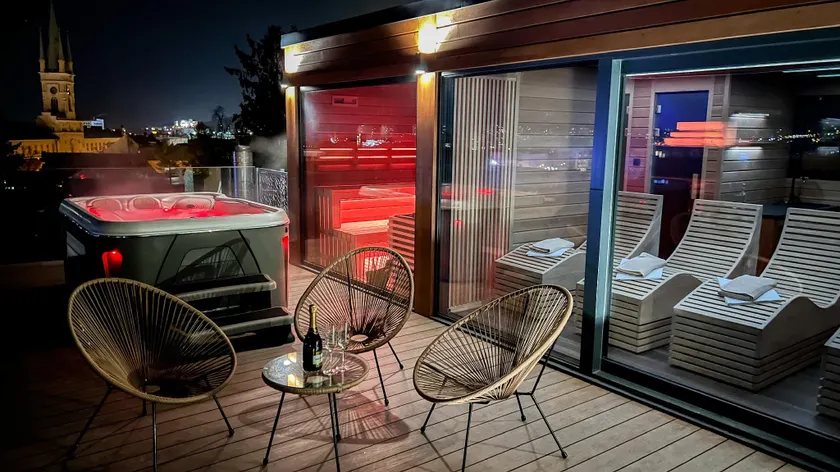 BOUTIQUE HOTEL11 with rooftop SPA - Image 1