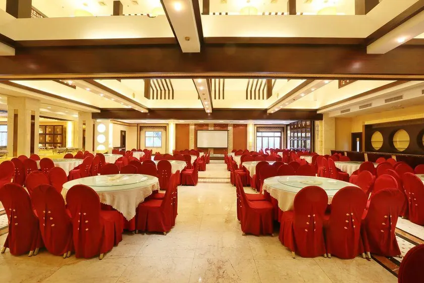 Emperor Hotel - Image 1
