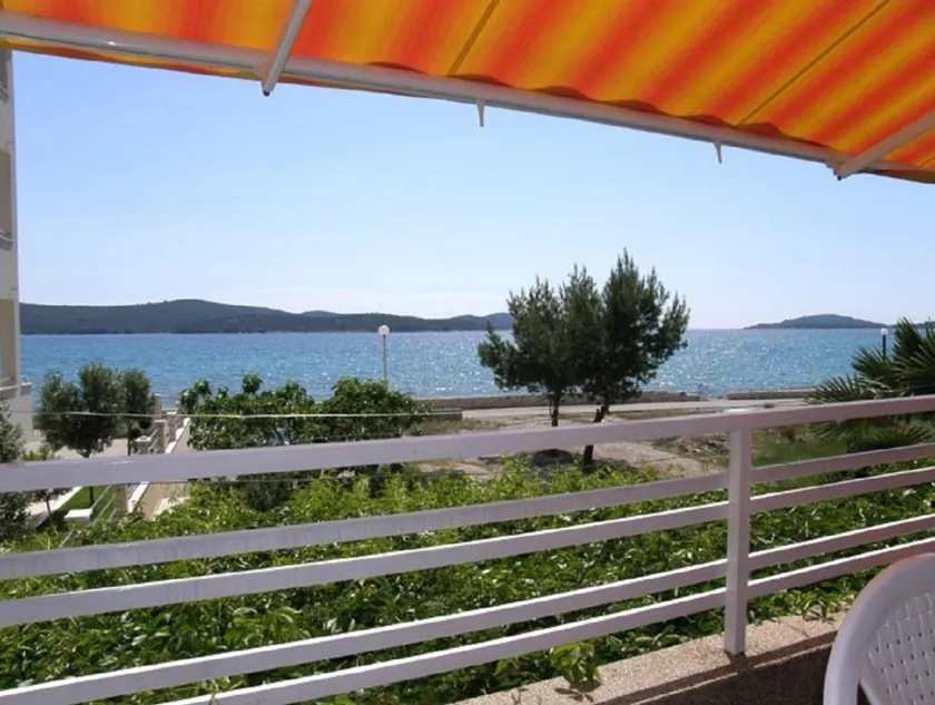 Apartment Mira A1 Zaboric, Riviera Sibenik - Image 1