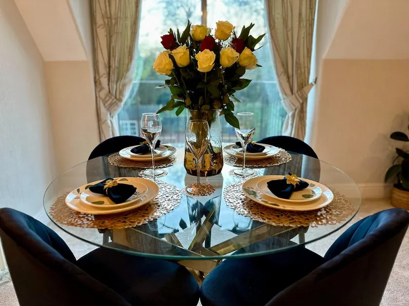 Beautiful Escape to The Gables in Old Town - Image 1
